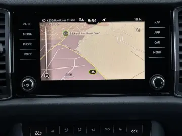 Kodiaq 2.0 TDI DSG Tour NAV+LED+360°+AHK+CARPLAY