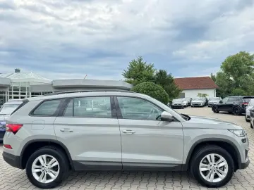 Kodiaq 2.0TDI Ambition AHK 7-Sitze LED Alu 17´