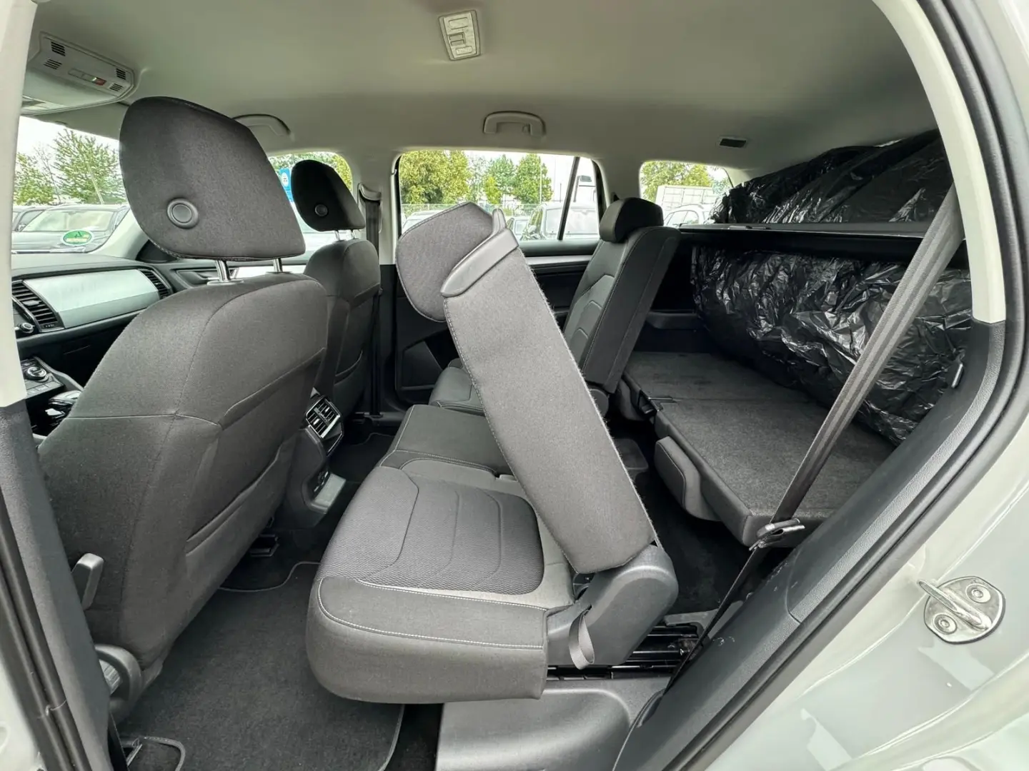 Kodiaq 2.0TDI Ambition AHK 7-Sitze LED Alu 17´