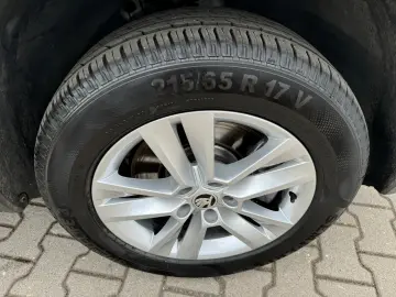 Kodiaq 2.0TDI Ambition AHK 7-Sitze LED Alu 17´