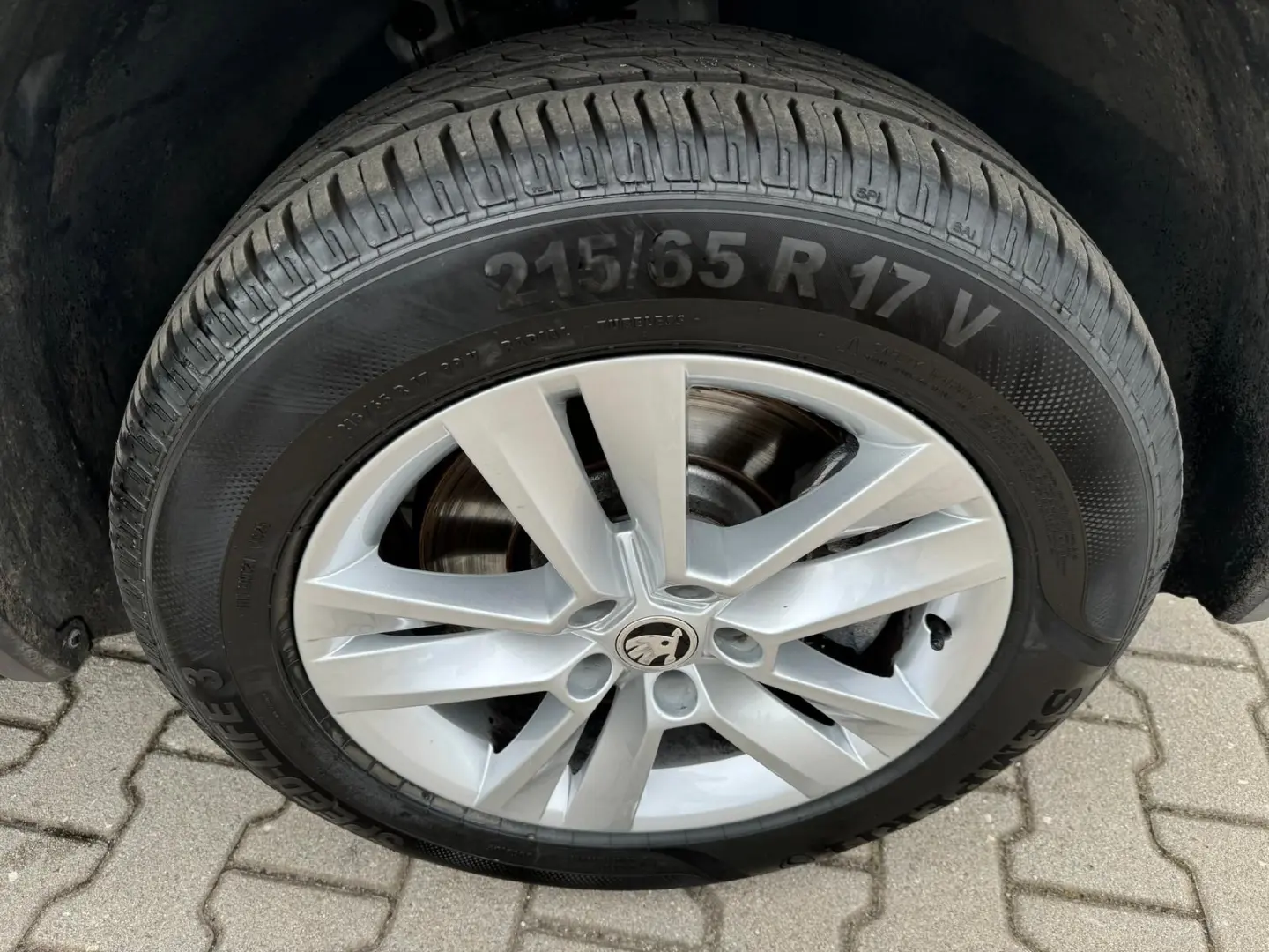 Kodiaq 2.0TDI Ambition AHK 7-Sitze LED Alu 17´
