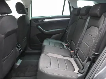Kodiaq 1.5 TSI DSG TOUR*CANTON*STHZG*MATRIX*PDC*