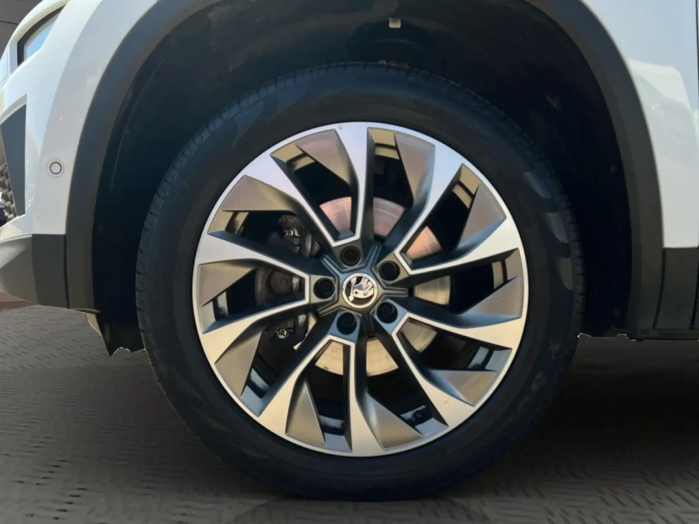 Kodiaq 2.0 TDI DSG Clever ACC*NAVI*PANO Klima