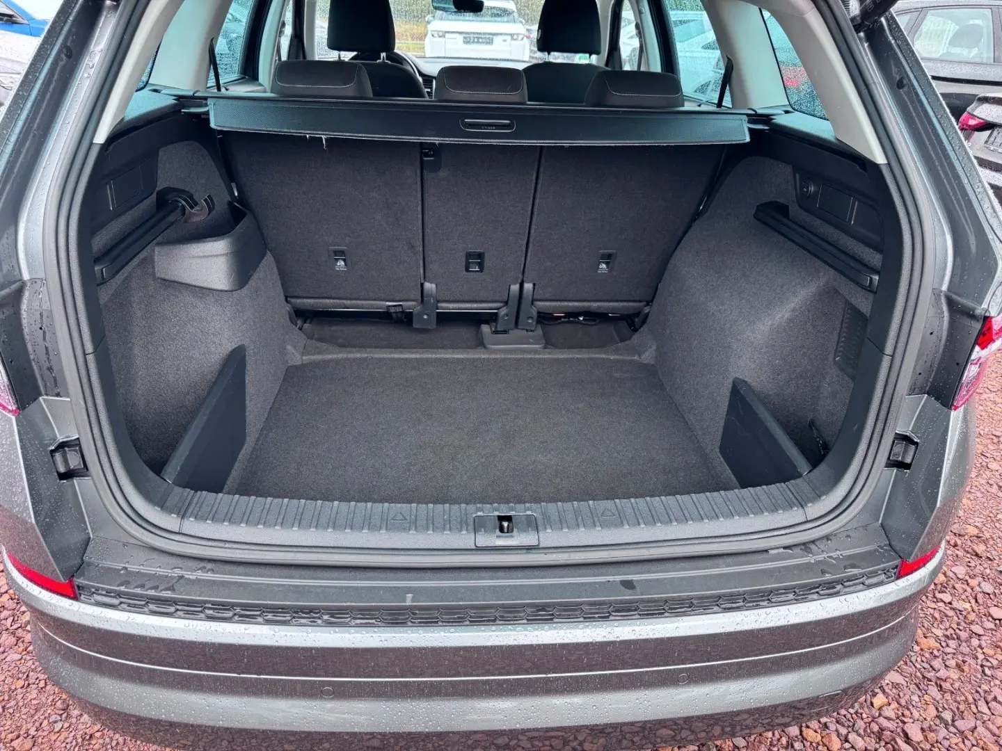 Kodiaq Tour/ACC/SIDE/KAMERA/NAVI/LED/APP/