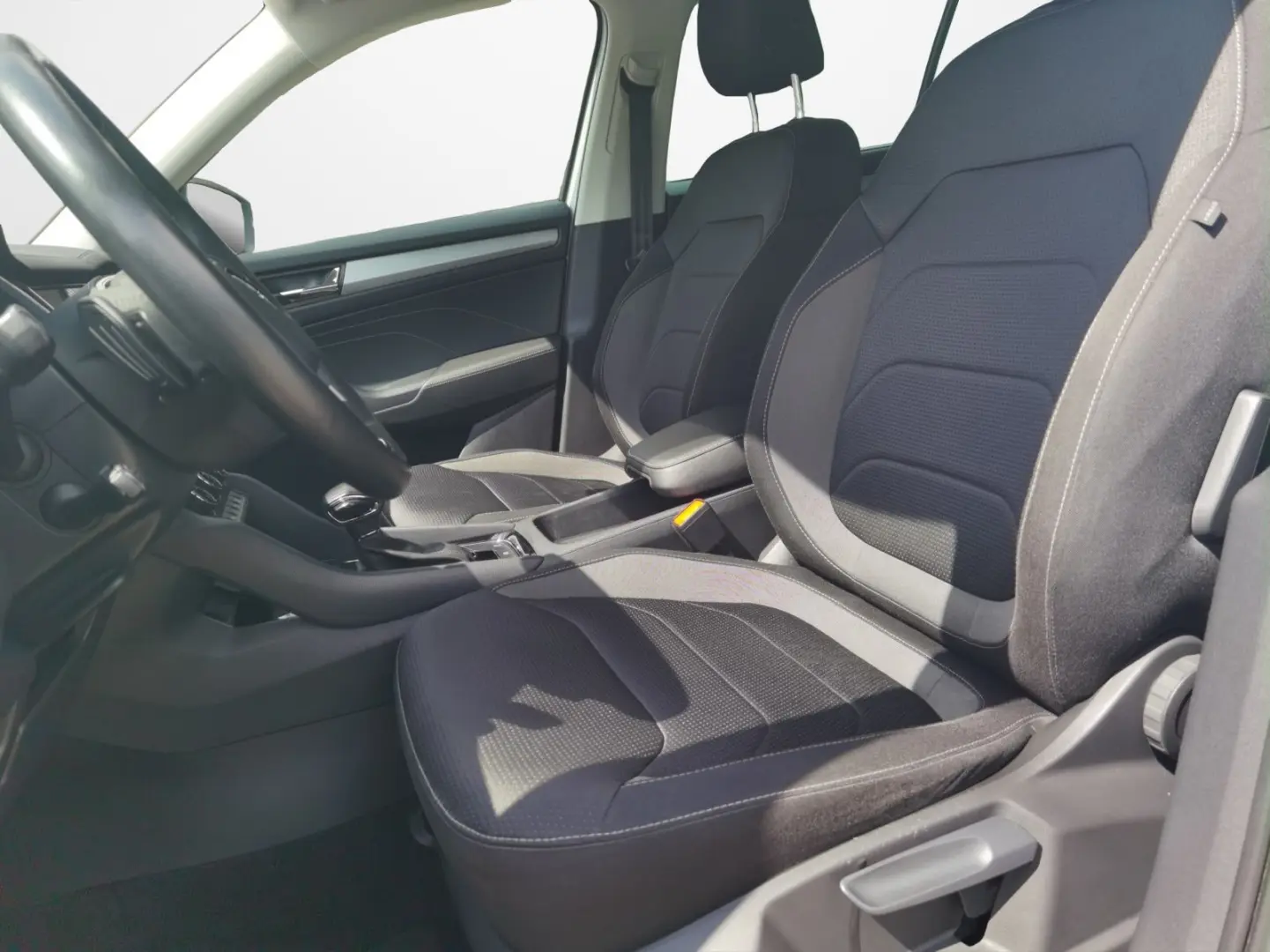 Kodiaq 1.5 TSI DSG Tour  Navi LED Kamera PDC LM 