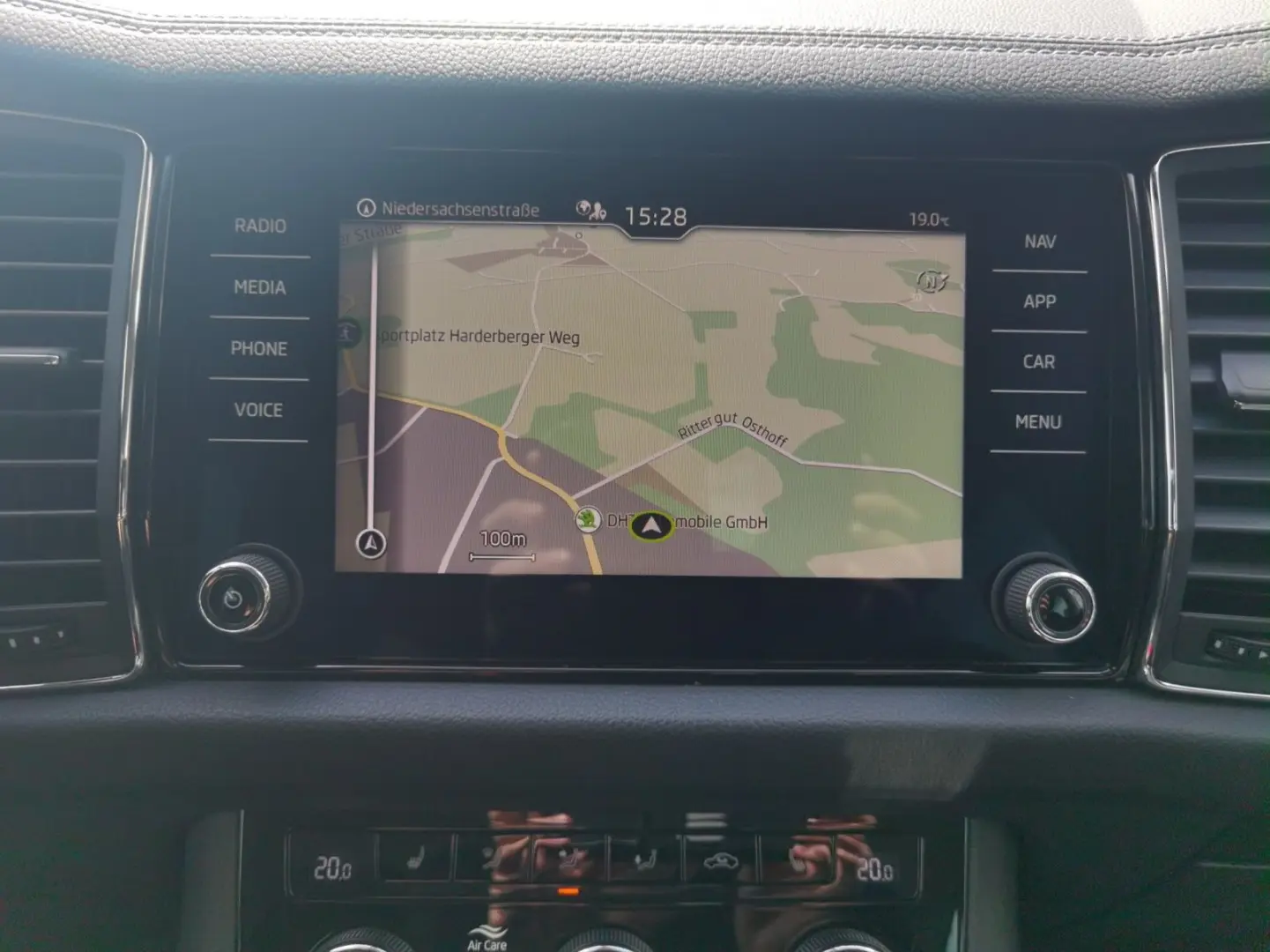 Kodiaq 1.5 TSI DSG Tour  Navi LED Kamera PDC LM 