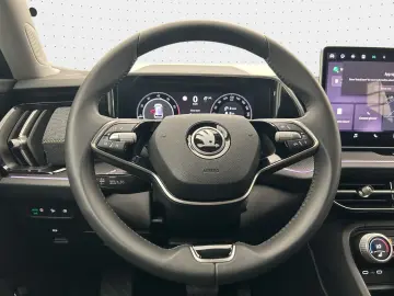 Kodiaq 1.5 TSI Selection DSG*7-Sitzer*HUD*LED*Vi