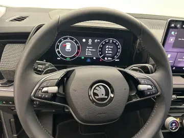 Kodiaq 1.5 TSI Selection DSG*7-Sitzer*HUD*LED*Vi