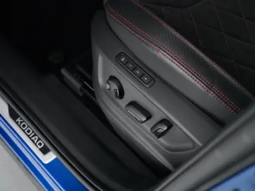 KODIAQ RS 2.0TSI DSG 4X4 ACC-TEMPOMAT+MATRIXuvm