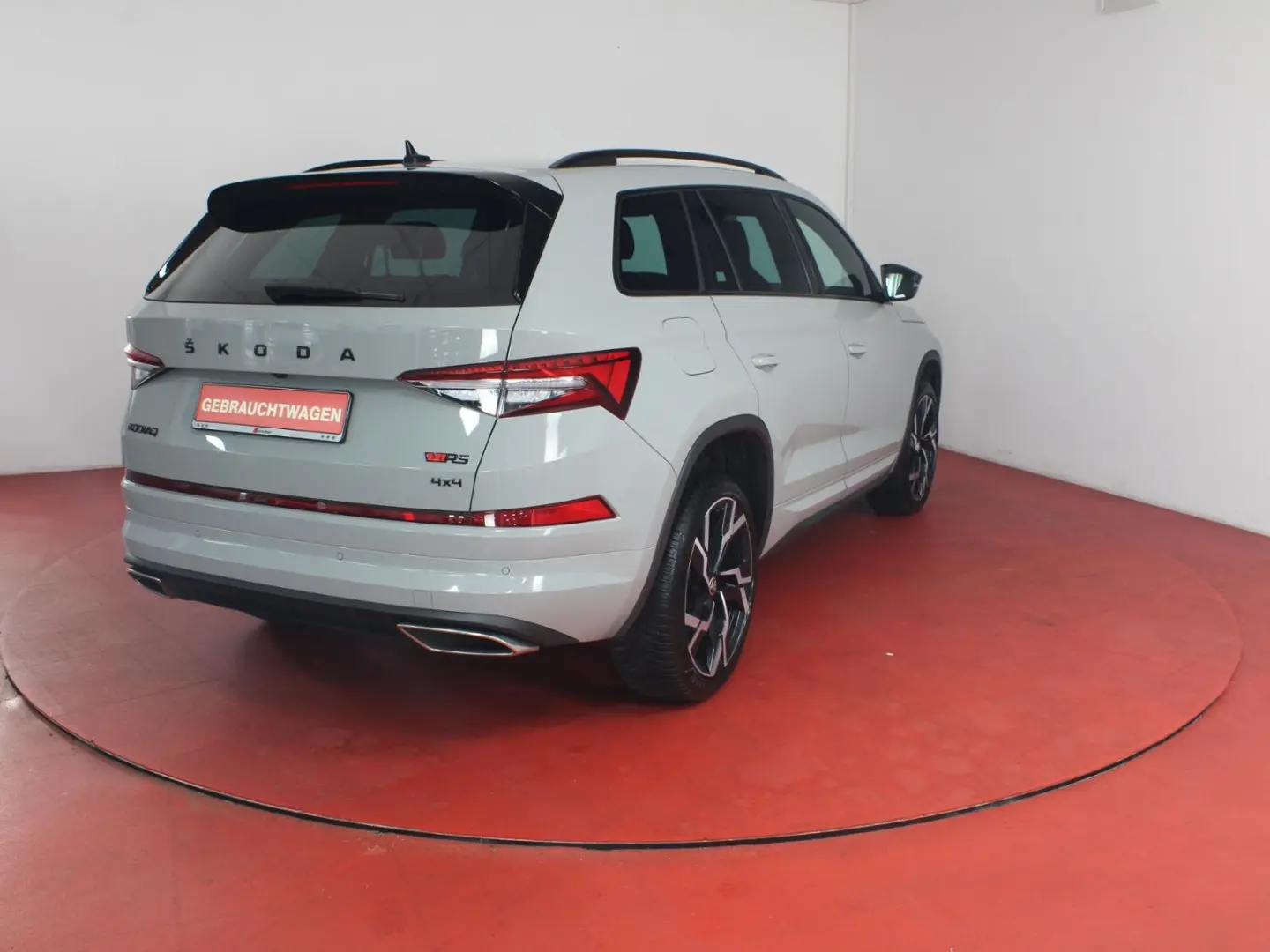 Kodiaq Skoda Kodiaq RS 2.0TSI DSG 4x4 475,-ohne