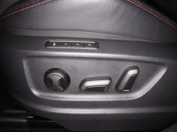 Kodiaq Skoda Kodiaq RS 2.0TSI DSG 4x4 475,-ohne