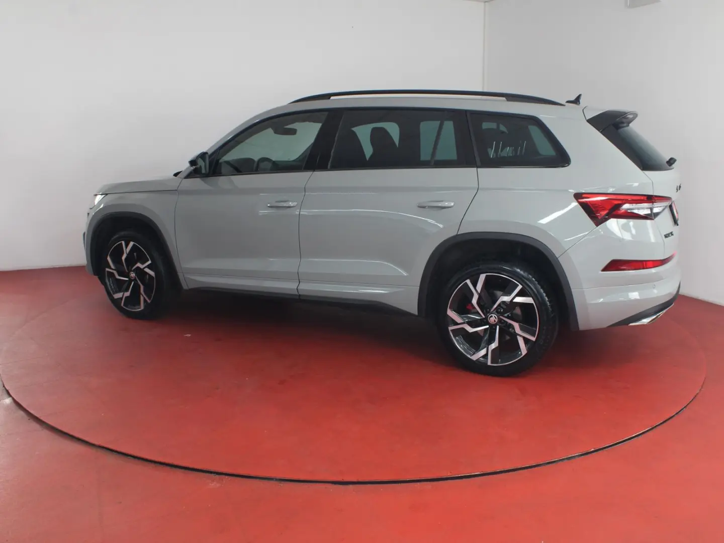 Kodiaq Skoda Kodiaq RS 2.0TSI DSG 4x4 475,-ohne