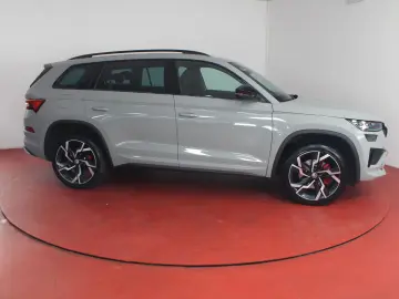 Kodiaq Skoda Kodiaq RS 2.0TSI DSG 4x4 475,-ohne