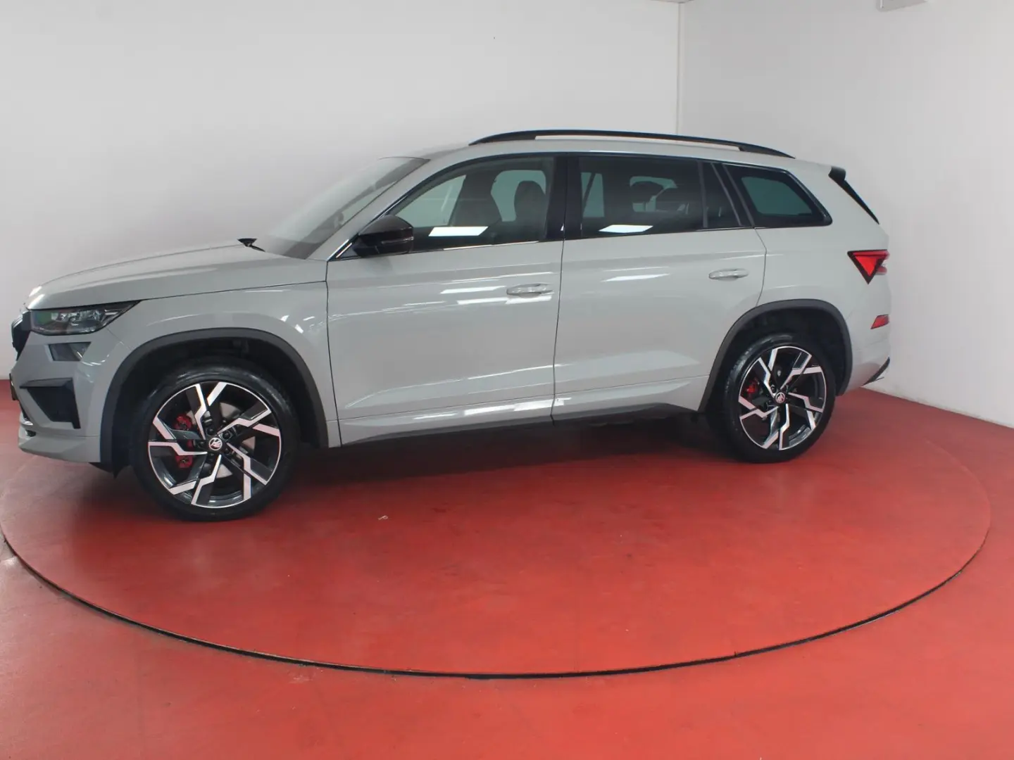 Kodiaq Skoda Kodiaq RS 2.0TSI DSG 4x4 475,-ohne