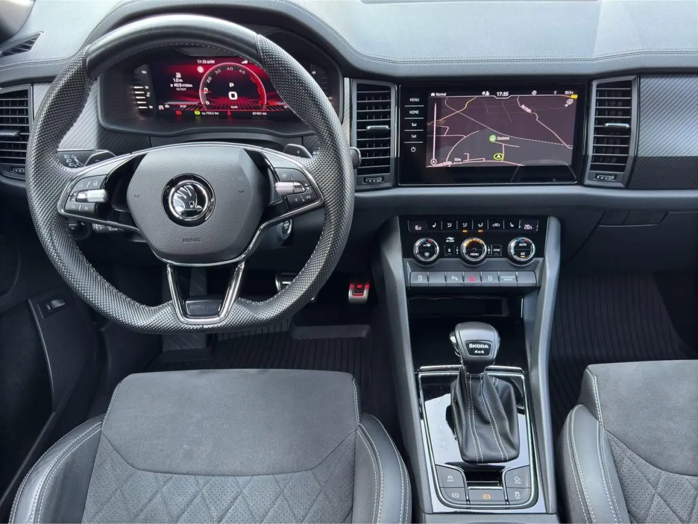 Kodiaq Sportline 4x4 7Sitze Matrix Pano AHK STHZ