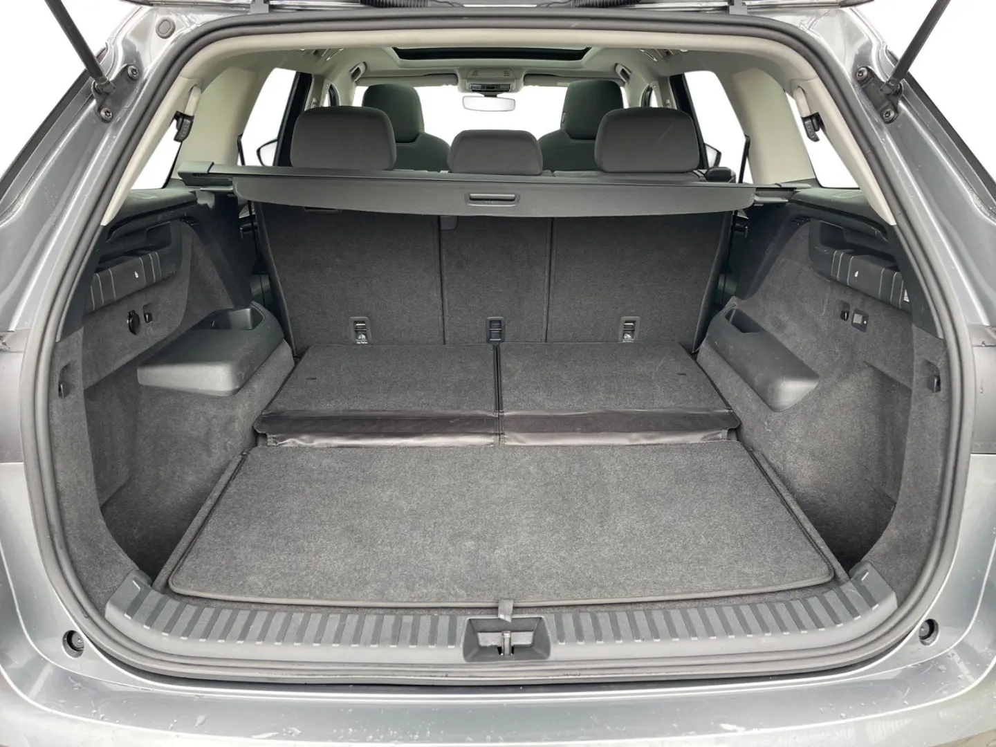 Kodiaq Selection 4x4 TDI DSG|7-S|PANO|AHK|5J-GAR