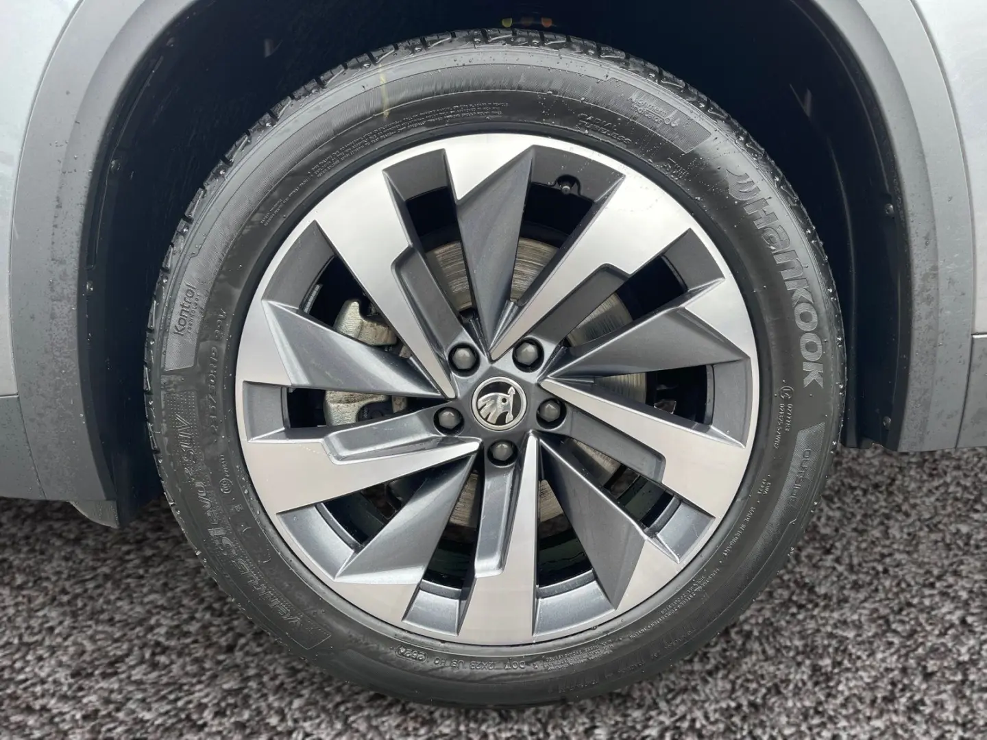 Kodiaq Selection 4x4 TDI DSG|7-S|PANO|AHK|5J-GAR