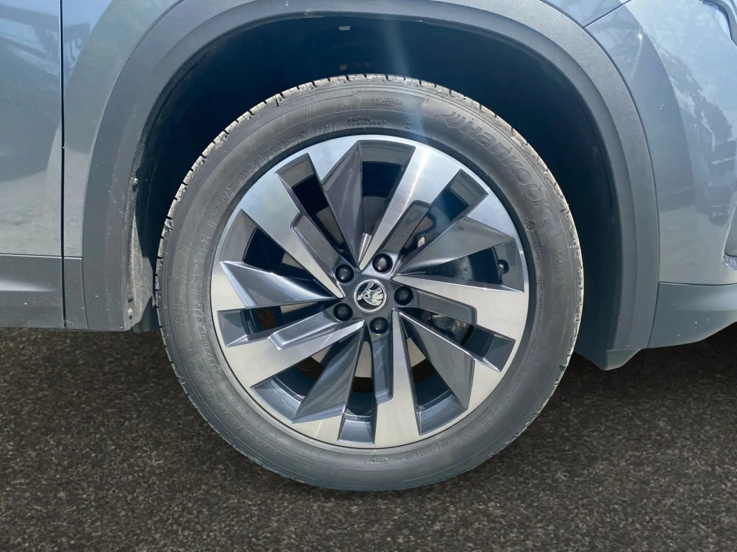 Kodiaq Selection 2,0 TDI DSG 4x4 Navi+Pano+AHK