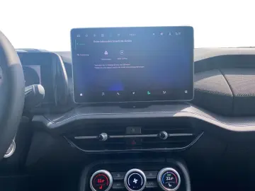 Kodiaq Selection 2,0 TDI DSG 4x4 Navi+Pano+AHK