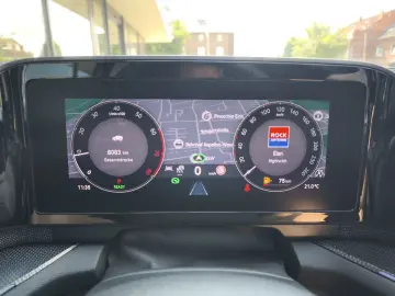 Kodiaq 1.5 TSI Selection PANO,AHK,KAM,7-Sitzer