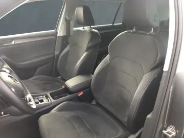 Kodiaq STYLE 2.0 TDI DSG 4x4 AHK+NAVI+MATRIX+ACC
