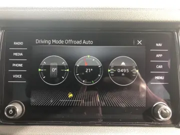 Kodiaq STYLE 2.0 TDI DSG 4x4 AHK+NAVI+MATRIX+ACC