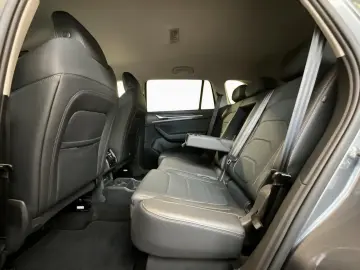 Kodiaq Selection+DSG+SUITE-Black+AHK