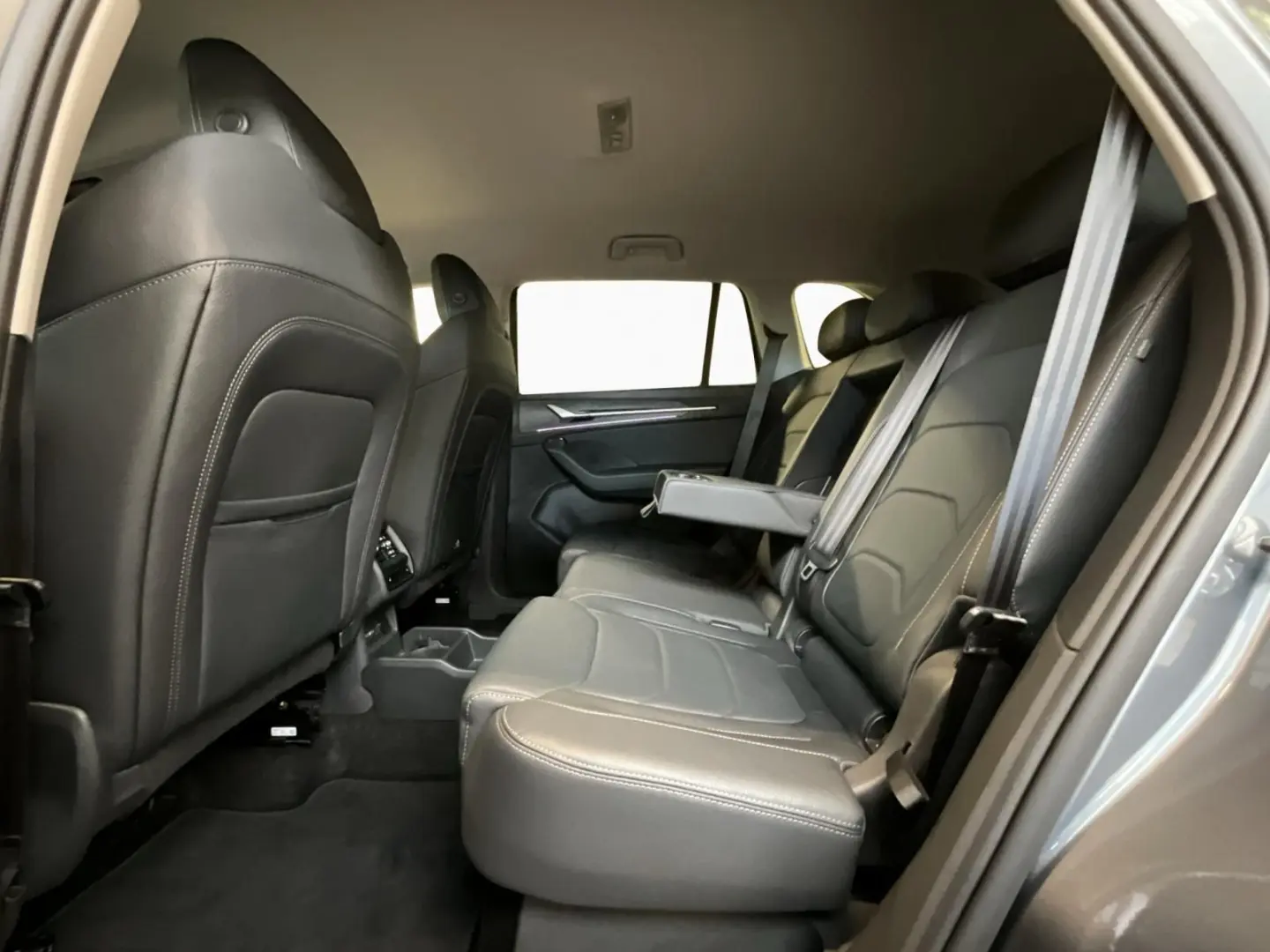 Kodiaq Selection+DSG+SUITE-Black+AHK