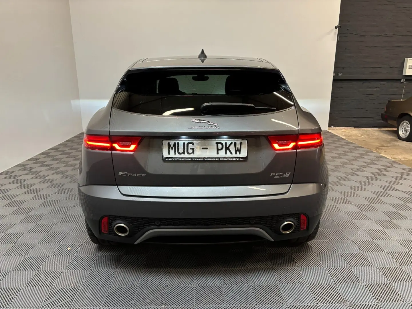 E-Pace P250 HSE AWD*VirtualCo.-LED-ACC-Kamera*
