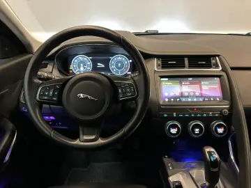 E-Pace P250 HSE AWD*VirtualCo.-LED-ACC-Kamera*