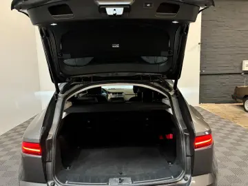 E-Pace P250 HSE AWD*VirtualCo.-LED-ACC-Kamera*