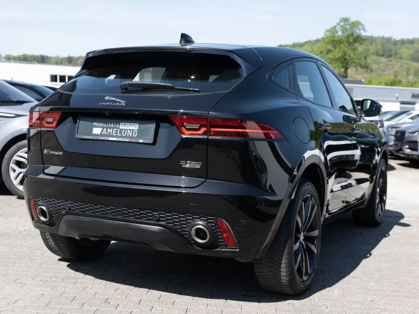 E-Pace D150 AWD R-Dynamic SE KAMERA ACC LED AHK