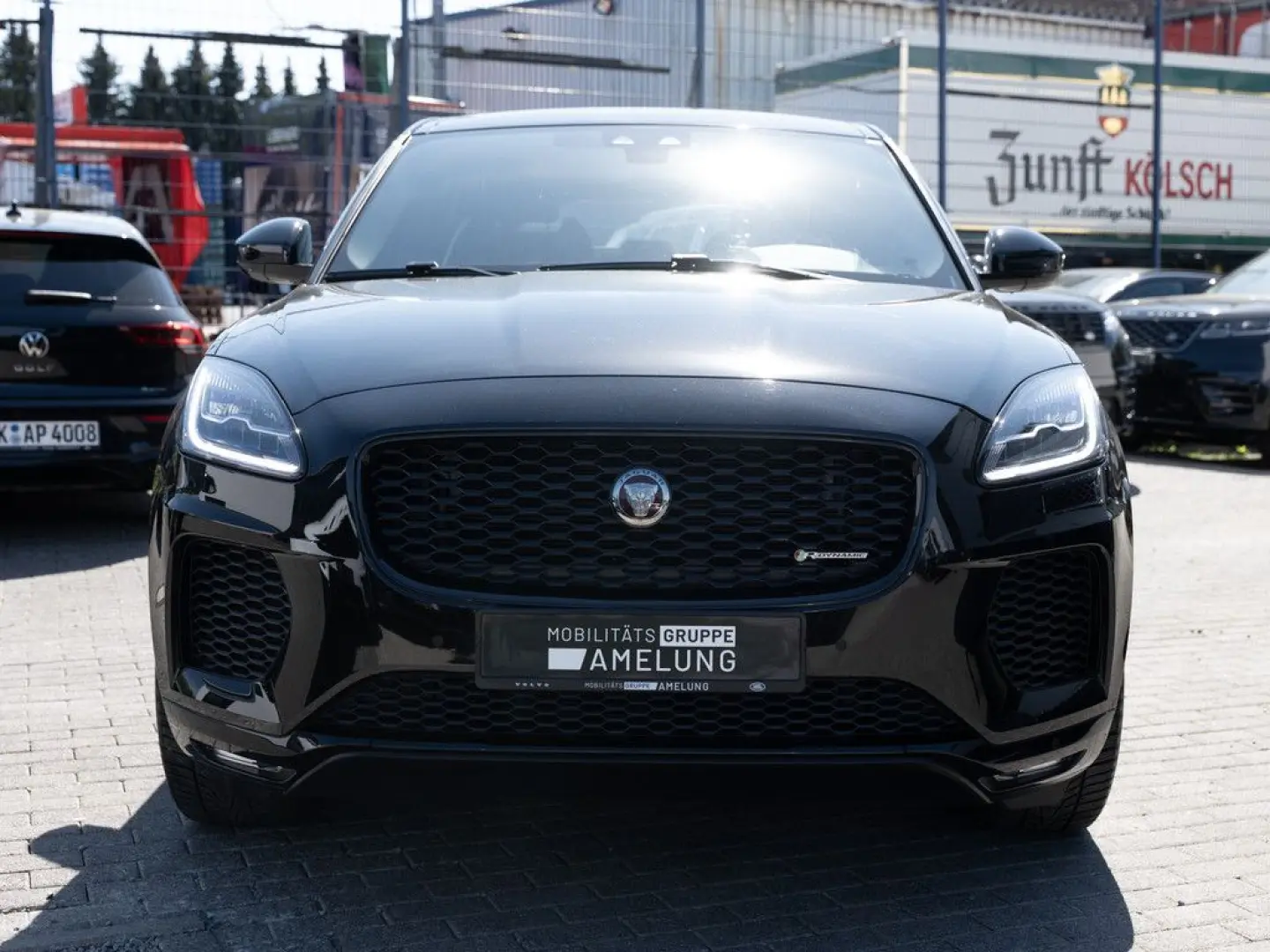 E-Pace D150 AWD R-Dynamic SE KAMERA ACC LED AHK