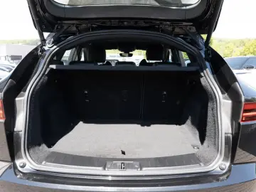 E-Pace D150 AWD R-Dynamic SE KAMERA ACC LED AHK