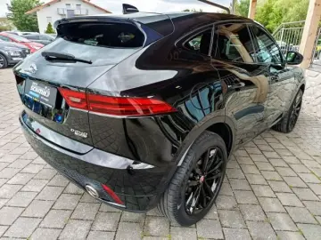 E-PACE  AW D240 R-Dynamic SE