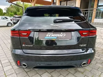 E-PACE  AW D240 R-Dynamic SE