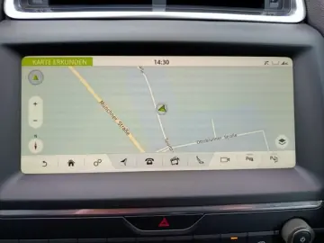 E-PACE  AW D240 R-Dynamic SE