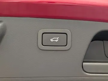 E-Pace S AWD LED/Navi/Meridian/SHZ/Kam/el.Heck/1