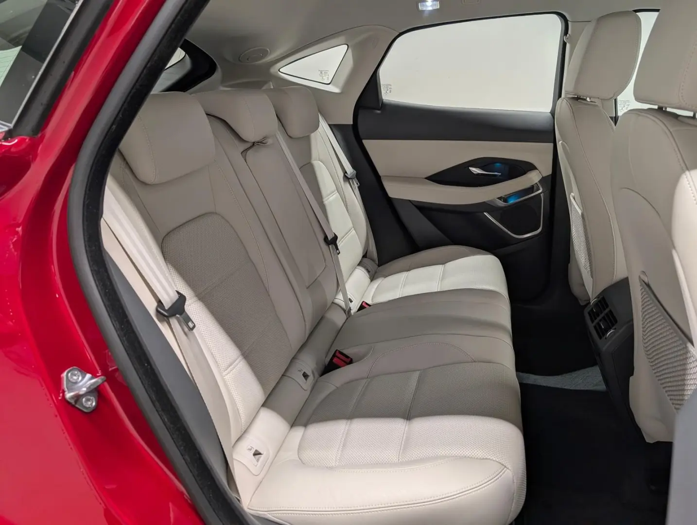 E-Pace S AWD LED/Navi/Meridian/SHZ/Kam/el.Heck/1