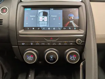 E-Pace S AWD LED/Navi/Meridian/SHZ/Kam/el.Heck/1