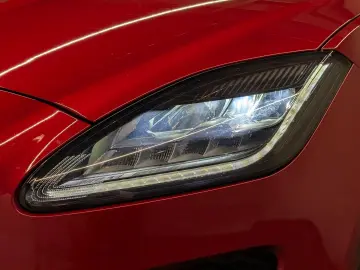 E-Pace S AWD LED/Navi/Meridian/SHZ/Kam/el.Heck/1