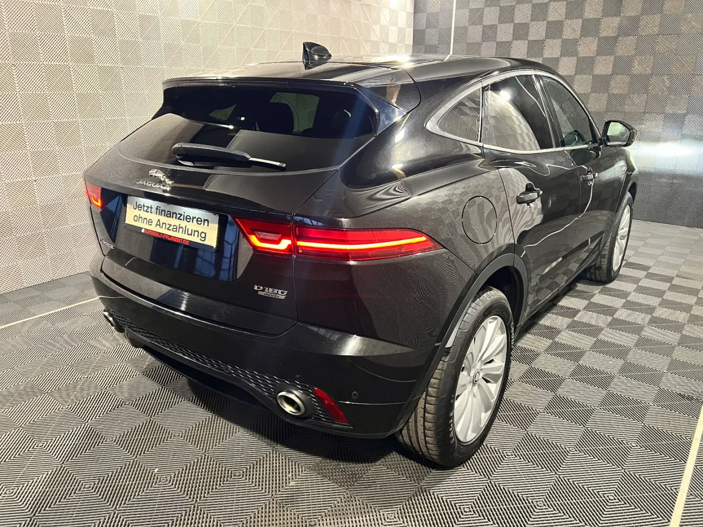 E-Pace AWD*R-Dynamic S* LED-ACC-R.KAM-PANO-19