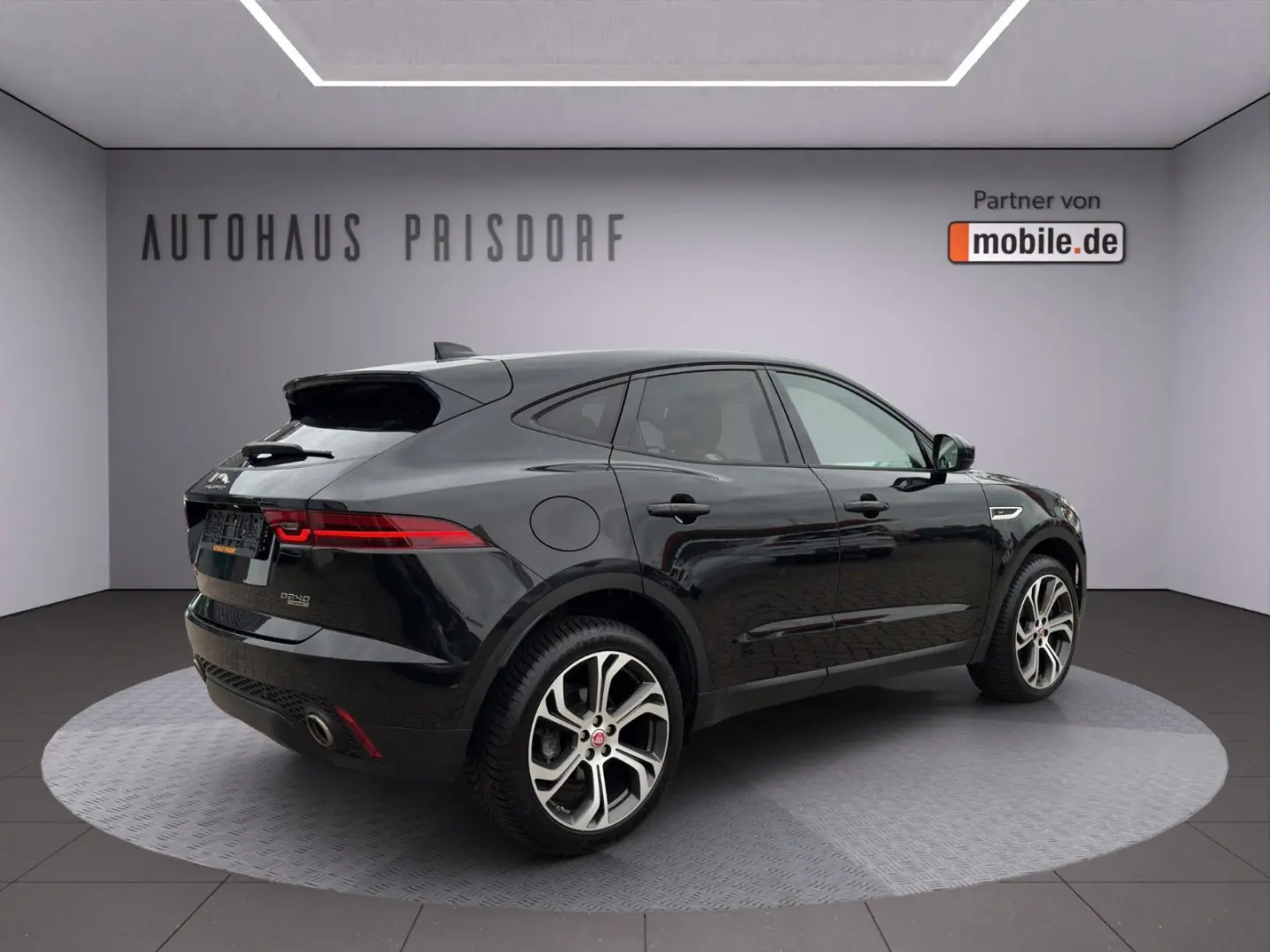 E-Pace SE AWD Automatik/RFK/Leder/AHK/Spur
