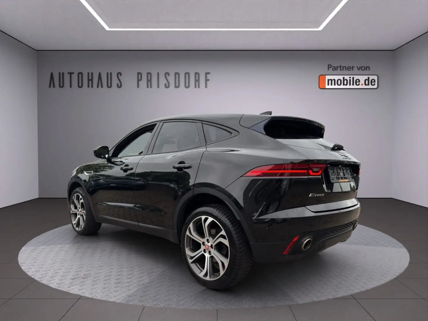 E-Pace SE AWD Automatik/RFK/Leder/AHK/Spur