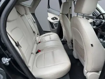 E-Pace SE AWD Automatik/RFK/Leder/AHK/Spur