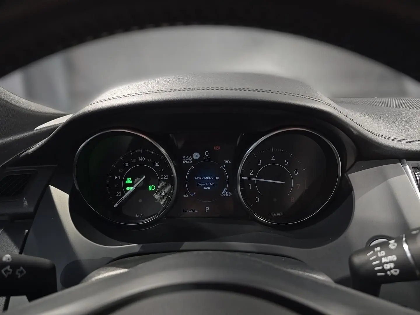 E-Pace SE AWD P200 Matrix-LED Leder Meridian