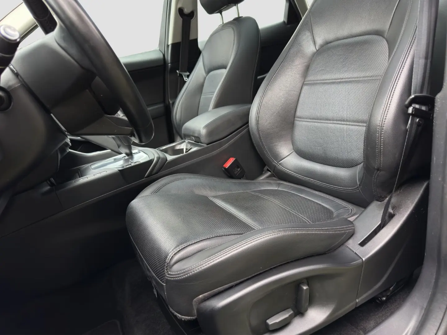 E-PACE S AWD Leder/Pano/Navi/Kamera+2xPDC+++