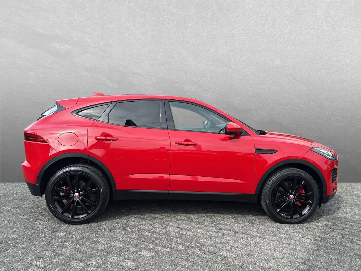 E-Pace SE AWD P200 Black DAB+ 20 Zoll 3D Kam