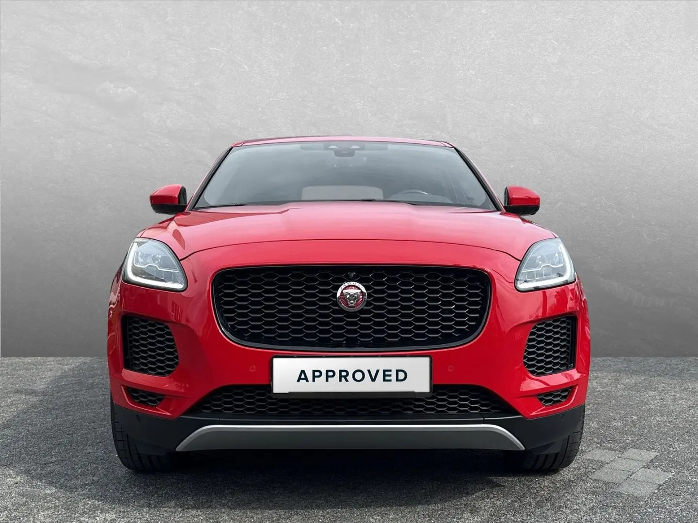 E-Pace SE AWD P200 Black DAB+ 20 Zoll 3D Kam
