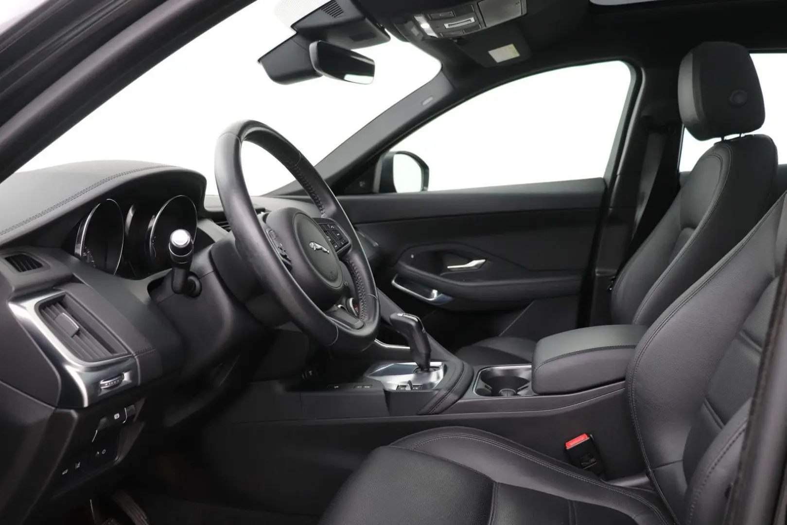 E-Pace P200 AWD Premium Edition | panorama dach